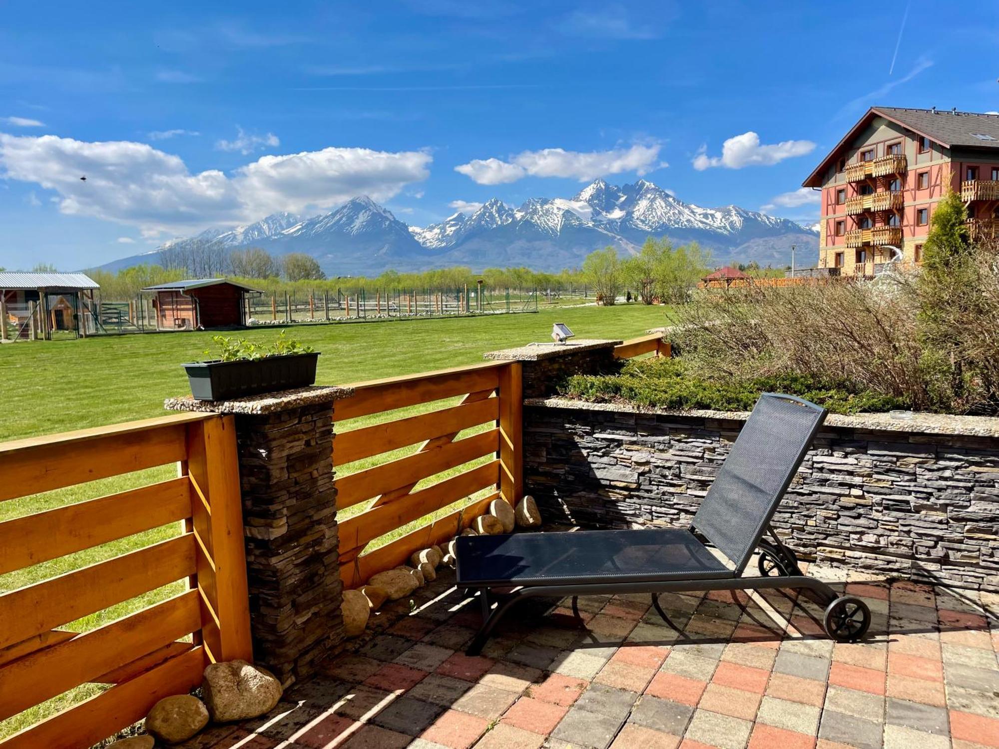Apartment Jenny- Stunning View Of High Tatras Vel'ka Lomnica Extérieur photo