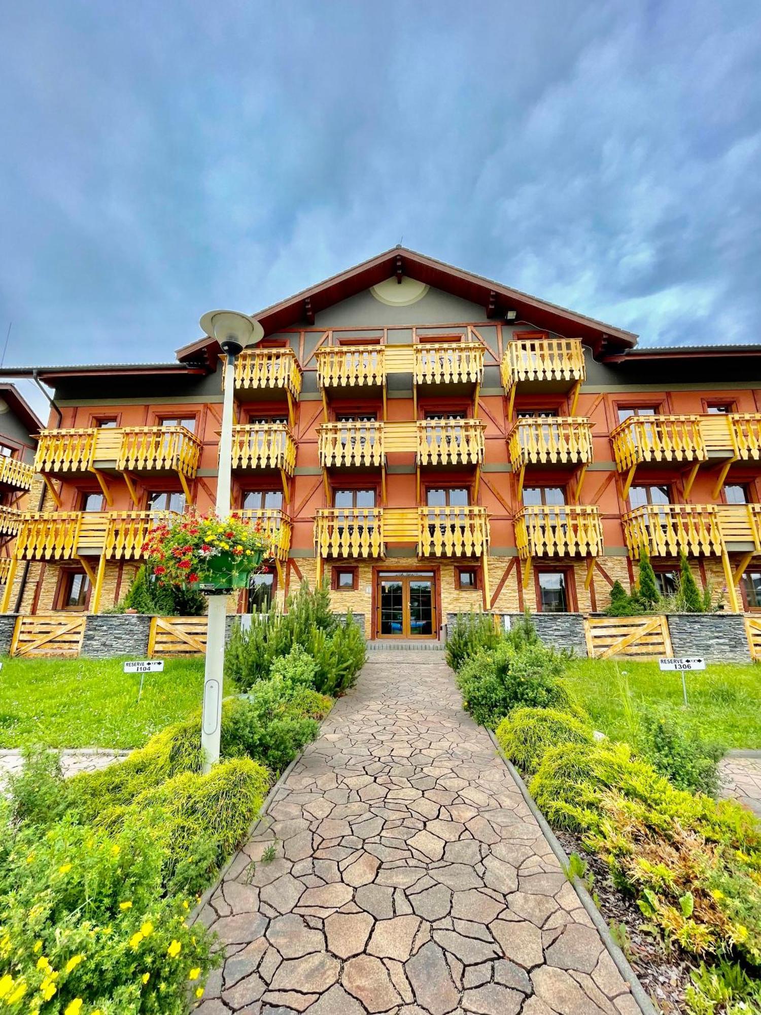 Apartment Jenny- Stunning View Of High Tatras Vel'ka Lomnica Extérieur photo